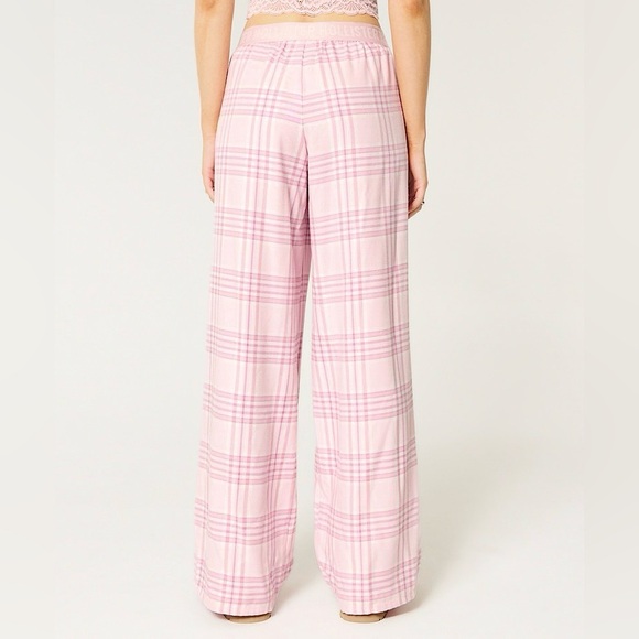 Hollister 24/7 Baggy Flannel Pajama Pants Pink Plaid NWOT - Picture 2 of 12